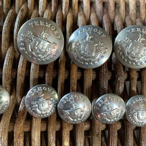 Set of 10 vintage Vermont state uniform buttons